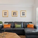 4Br Mid-City House With Pool Modern & Spacious
