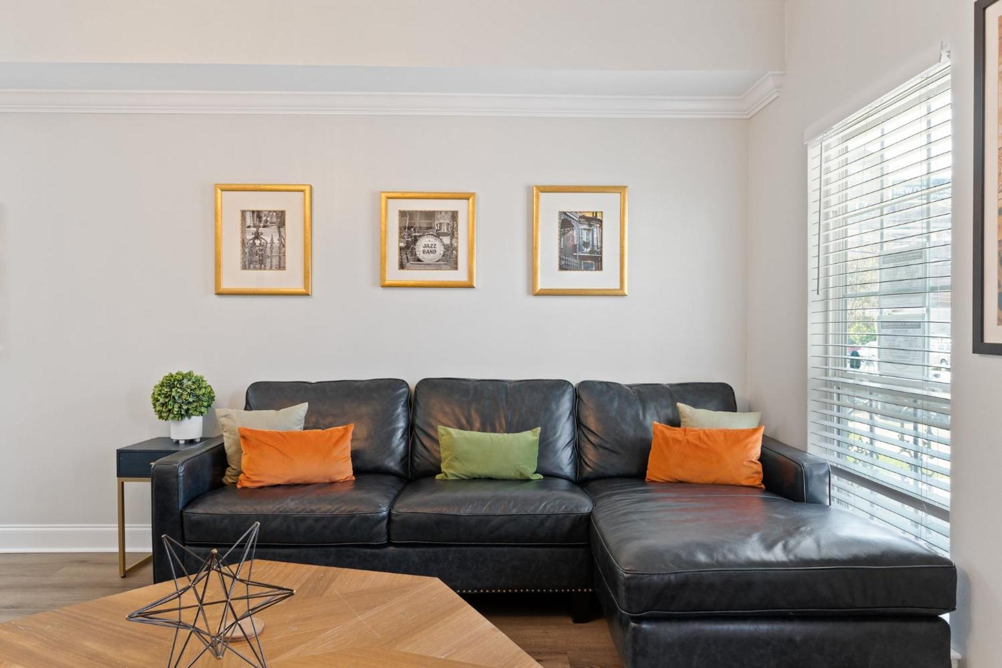 Holiday home 4br Mid-city House With Pool Modern & Spacious