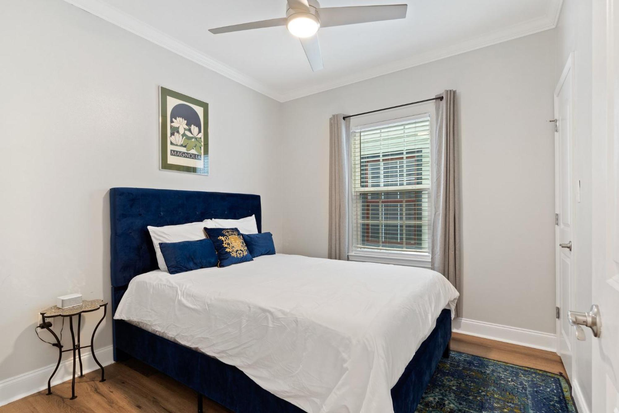 Holiday home 4br Mid-city House With Pool Modern & Spacious *